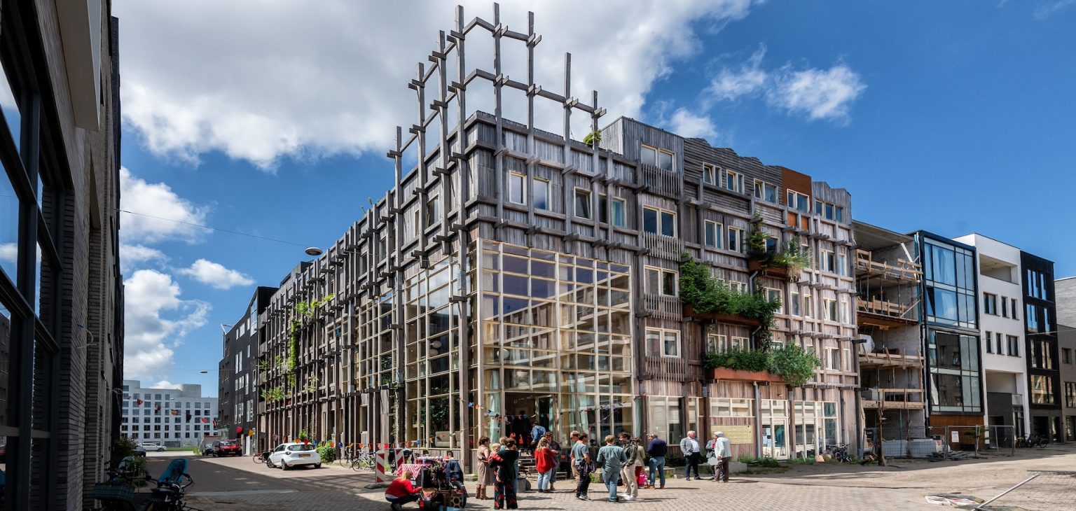 Winnaar-Amsterdamse-Nieubouwprijs-2024-Wooncoöperatie-De-Warren